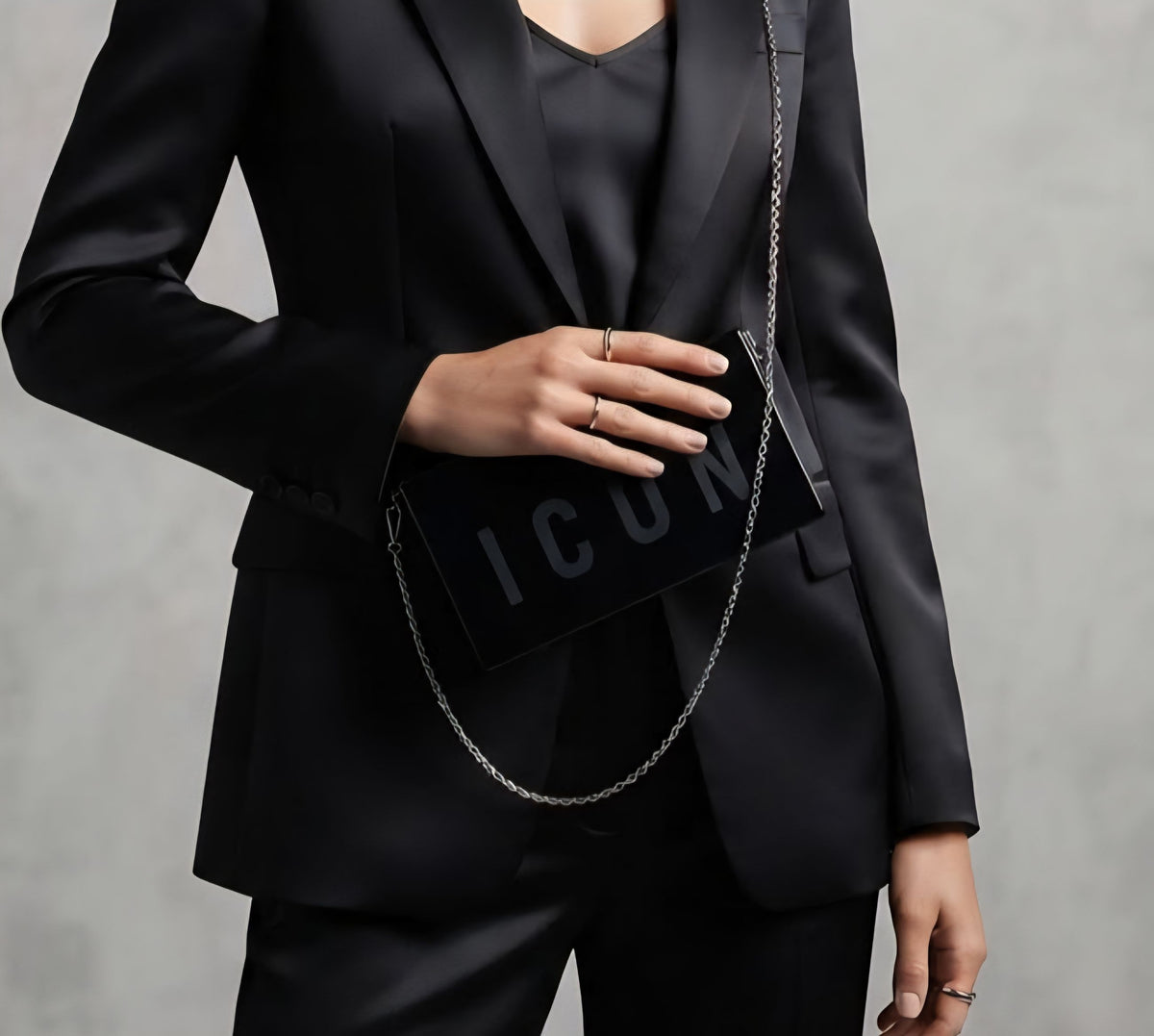 POCHETTE ICON ICBS35A01 FEVER BLACK