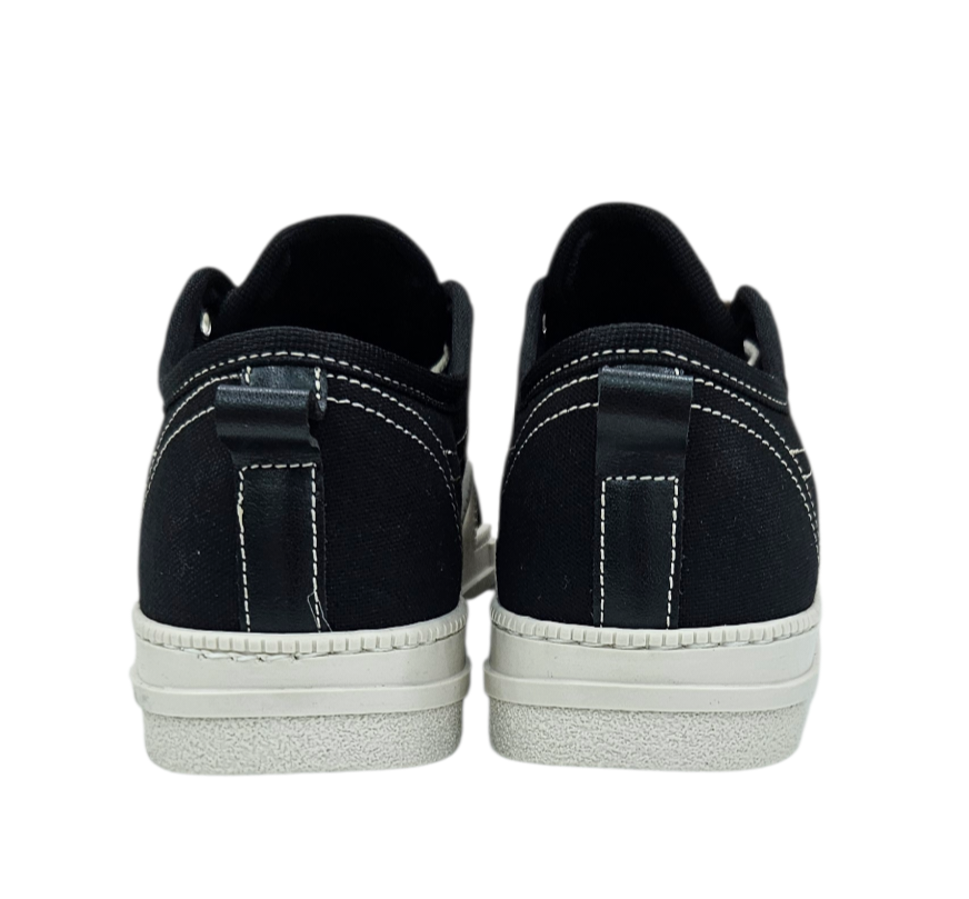 YOUCAUGHT BASSO CANVAS NERO - Scarpe - F09